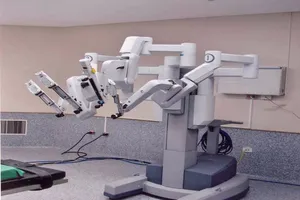 Robot giúp việc cho bác sĩ BV Chợ Rẫy như thế nào?