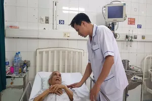 93 tuổi, cụ ông vẫn được can thiệp tim mạch thành công 