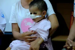 Liên tiếp trẻ bị chó nhà cắn thương tâm 