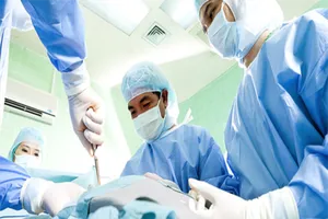 Bé sơ sinh được cứu sống hy hữu trước thềm năm mới