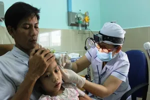 Khu khám bệnh tai mũi họng mới 'hút' người dân TP.HCM