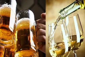 Bia và rượu, cái nào hại sức khỏe hơn? 