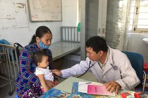 Mẹ theo trào lưu anti vaccine, con mắc sởi 