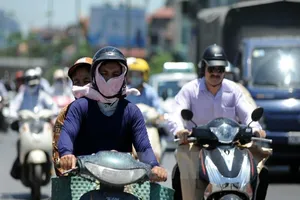 Bác sĩ mách cách xử trí hàng loạt bệnh do nắng nóng