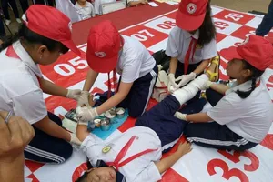Hàng ngàn học sinh được tập huấn kỹ năng sơ cấp cứu