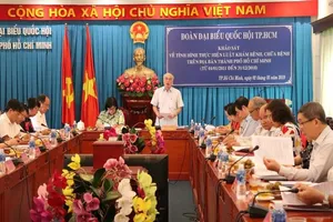 Đi phá thai bị bác sĩ Trung Quốc làm thủng ruột 