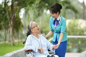 Người bệnh còn 'tự bơi' khi về nhà