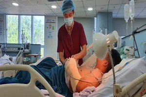 Va chạm trên đường phố ở TP.HCM, bị chém đứt lìa tay