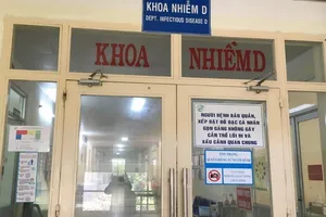 Bệnh nhân 91 được rút ống dẫn lưu màng phổi