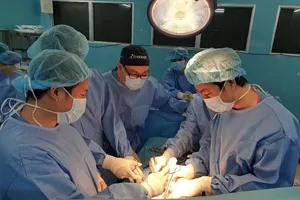 Người đàn ông mất máu nặng suýt chết vì bệnh lạ 