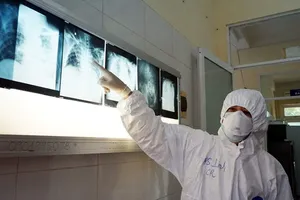 'Bác sĩ Linh CR': Thắng trận chiến COVID-19 mới trở về 