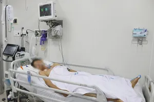 Bệnh nhân thứ 10 bị ngộ độc do thực phẩm pate Minh Chay