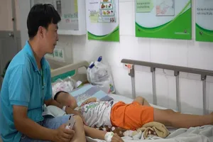 Học sinh nhập viện nghi ngộ độc ở quận 2 tăng lên 43 ca