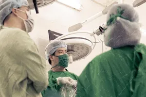 Thực hư ‘đụng dao kéo’ làm tế bào ung thư lan nhanh hơn