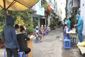 TP.HCM: Chưa xác định được 2 người cùng bay với bệnh nhân 1801