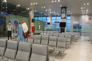 70 F1 của nhân viên sân bay Tân Sơn Nhất và em trai âm tính