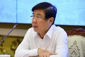 Chủ tịch TP.HCM lo ngại dịch COVID-19 xâm nhập từ bên ngoài