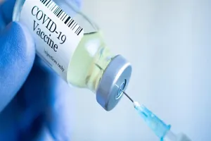 Dị ứng thuốc non-steroid có nên tiêm ngừa vaccine COVID-19? 