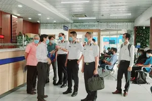 TP.HCM lo ngại dịch xâm nhập đường thủy sau 3 ca mắc COVID-19