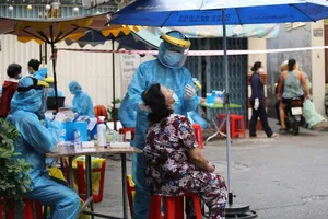 TP.HCM có thêm 23 ca nghi nhiễm COVID-19 mới ở 8 quận, huyện