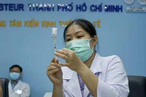 TP.HCM ưu tiên tiêm vaccine COVID-19 đợt 3 cho gần 72.000 người