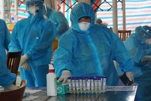 Lui tới một quán nước, 4 tài xế xe cấp cứu nhiễm COVID-19 