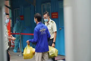 Thông tin chi tiết về nữ nhân viên BV Đại học Y dược TP.HCM dương tính