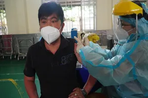 TP.HCM tiêm vaccine COVID-19 cho người từ 18 tuổi trở lên ra sao?