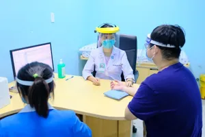 Người sau khi khỏi bệnh COVID-19 có thể gặp những tình trạng gì? 