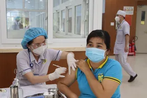 Hội doanh nhân trẻ Việt Nam tiếp tục vận động ATM nhân lực tiêm vaccine 