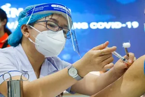 Quận 1 và huyện Củ Chi TPHCM sẽ tiêm vaccine COVID-19 cho trẻ em ra sao?