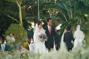 Hoãn cưới tham gia chống dịch, 20 cặp đôi hạnh phúc trong lễ cưới tập thể 