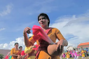 Người Chăm Ninh Thuận tưng bừng khai hội Katê