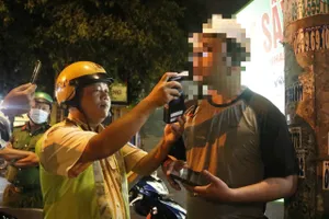 Đôi co vì 'công an phường phát hiện vi phạm nồng độ cồn thì CSGT không được ... lập biên bản'! 