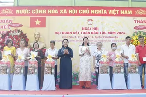 Bà Trần Kim Yến: Cá nhân đồng lòng là nền tảng thành công của khu phố
