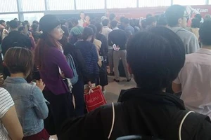 Hơn 100 hành khách bị hủy chuyến bay do thời tiết xấu