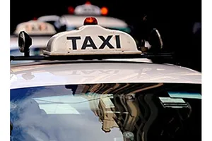 25 phút xảy ra 3 vụ chặn taxi cướp tài sản của khách