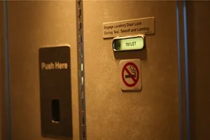 Hút thuốc trên máy bay, hành khách Hàn Quốc bị phạt 4 triệu đồng 