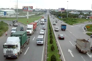 Siết quản lý ô tô vận tải dưới 7 tấn