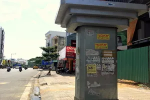 Quảng cáo bôi bẩn đường phố lại tái xuất