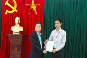 Bộ trưởng khen lái xe sân bay trả lại nửa tỉ đồng