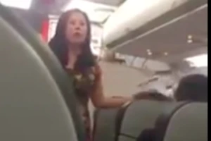 Khách la hét trên máy bay có thể bị cấm bay 6-12 tháng