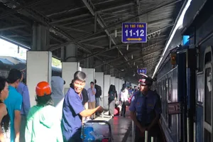 Bão số 10: Lưu ý quan trọng với các hành khách đi tàu