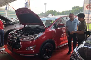 Chính sách giảm phí trước bạ 50% dành cho ô tô sản xuất trong nước dự kiến sẽ kết thúc sau sáu tháng thực hiện, tức đến hết ngày 31-12 tới đây. Ảnh: QUANG HUY