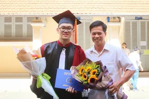 Siêu thành tích của thủ khoa kép về toán học