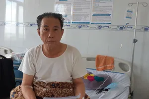 Cụ ông mòn mỏi chờ nhận 3,4 tỉ tiền bồi thường đất