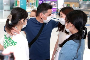 Chúc ba ‘Sắc’ may mắn ở V-League