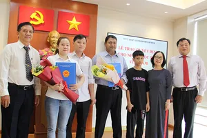 Niềm vui của 2 người vừa nhập quốc tịch Việt Nam