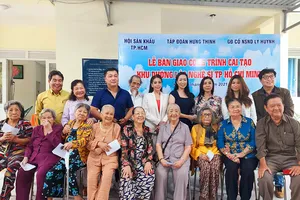 Nghệ sĩ đón tết trong viện dưỡng lão khang trang