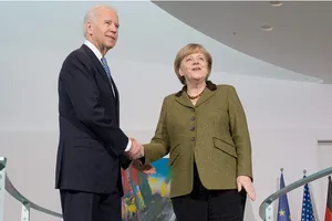 Thấy gì từ sự cứng rắn của phương Tây với Trung Quốc?